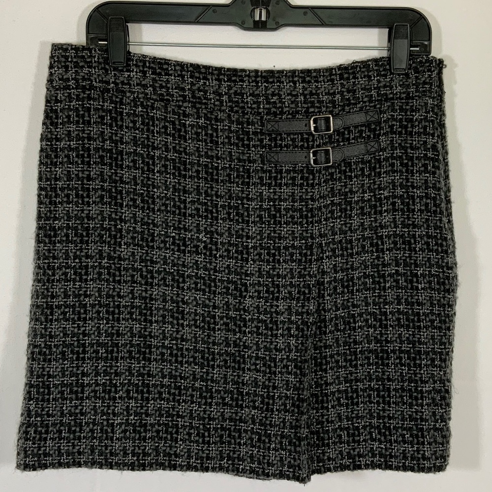 Loft Woven Black & White Skirt - Petite Size 8 - NWT